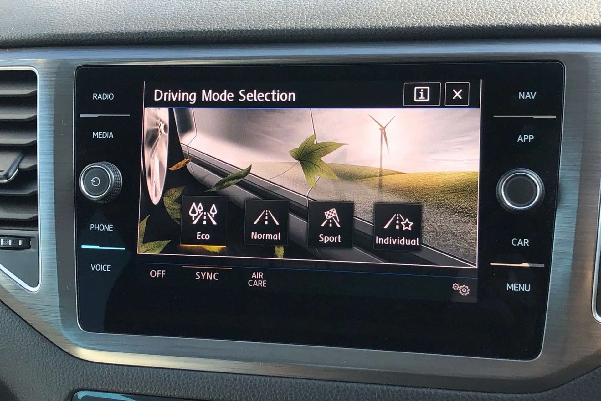 2020 VOLKSWAGEN GOLF SV 2020 VOLKSWAGEN GOLF SV