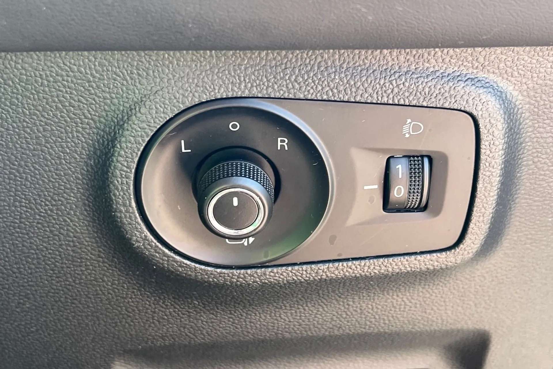 2020 MG MOTOR UK ZS 2020 MG MOTOR UK ZS