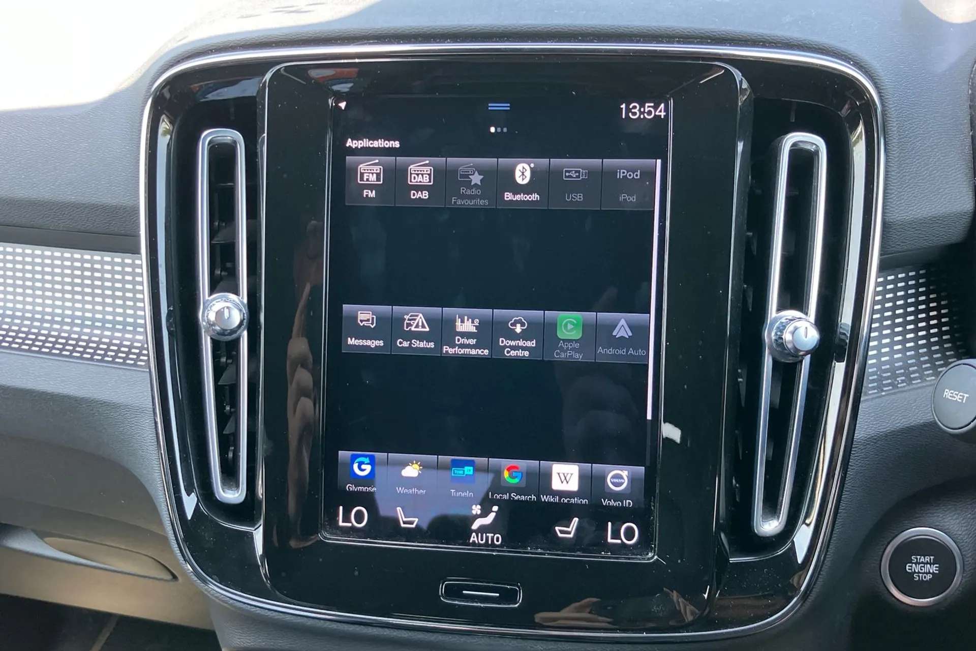 2021 VOLVO XC40 2021 VOLVO XC40