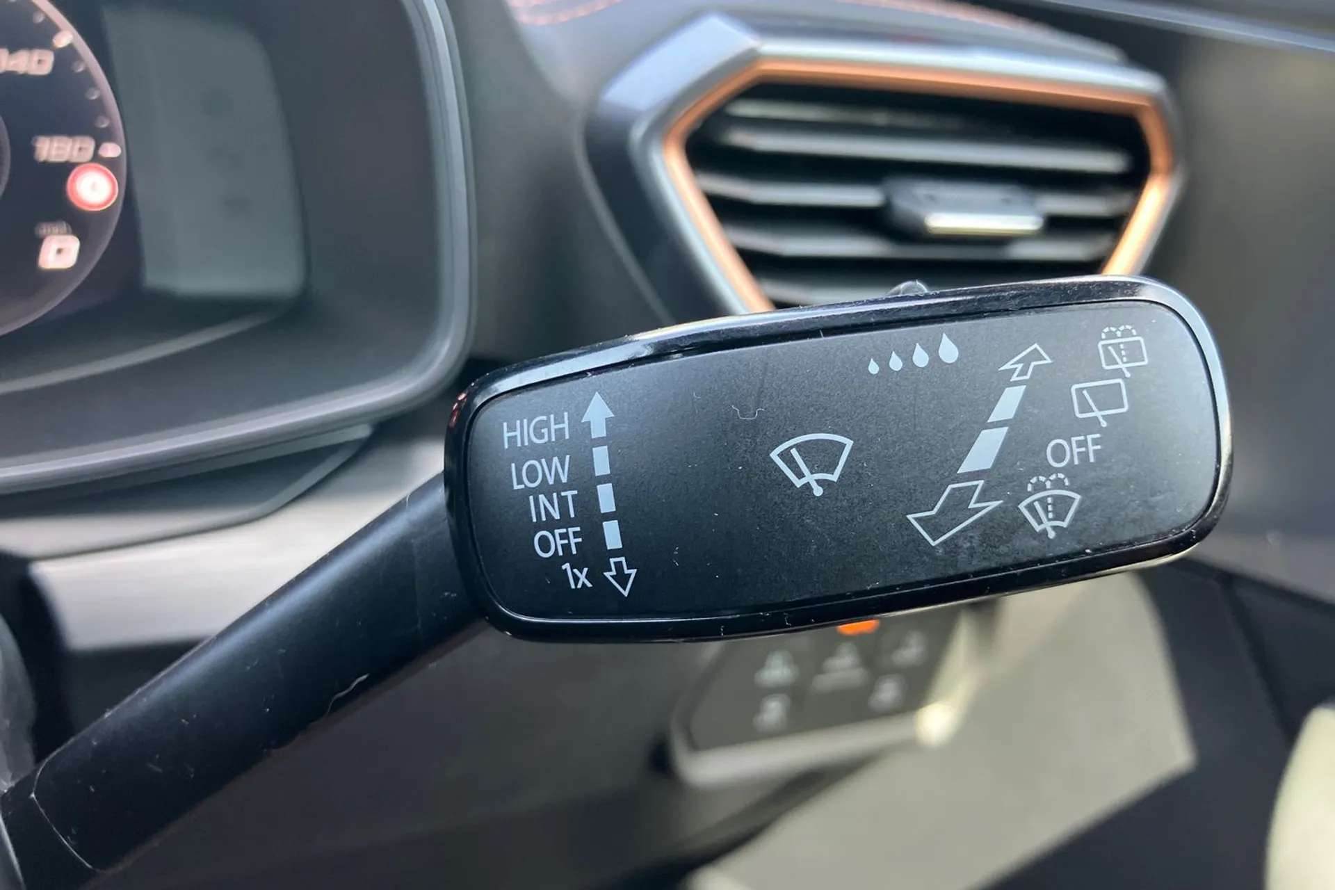 2023 CUPRA FORMENTOR 2023 CUPRA FORMENTOR