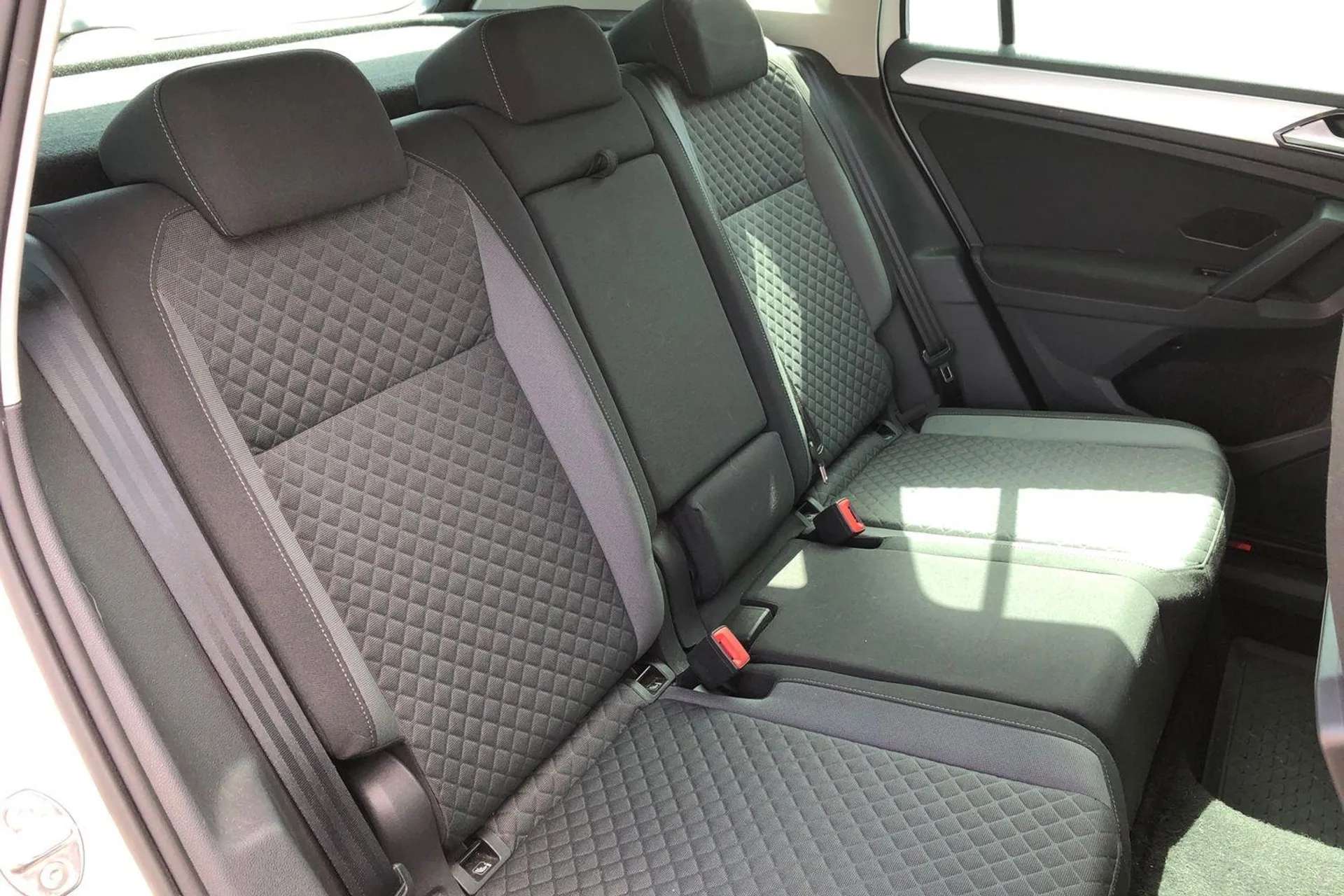 2018 VOLKSWAGEN TIGUAN 2018 VOLKSWAGEN TIGUAN