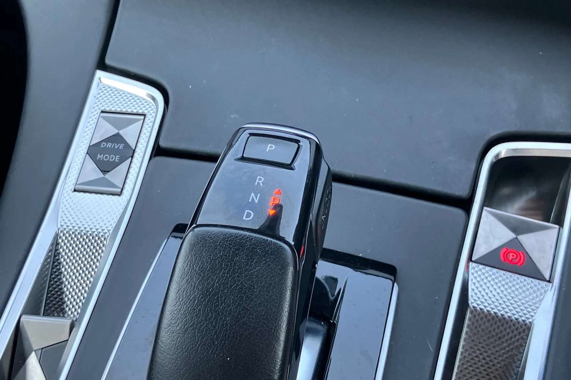 2019 DS DS7 CROSSBACK 2019 DS DS7 CROSSBACK