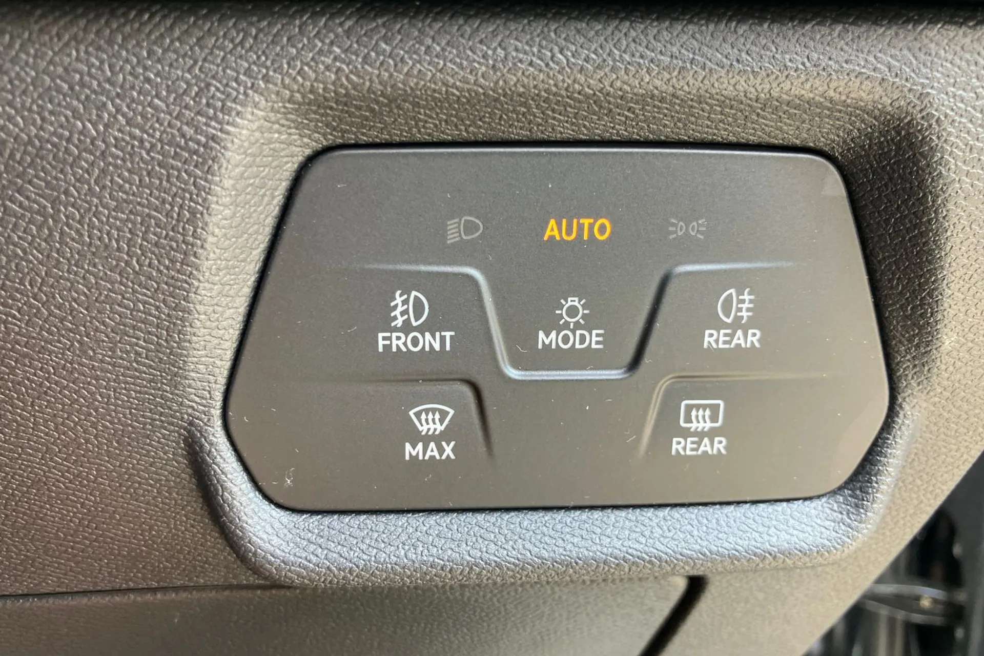2025 SEAT LEON 2025 SEAT LEON