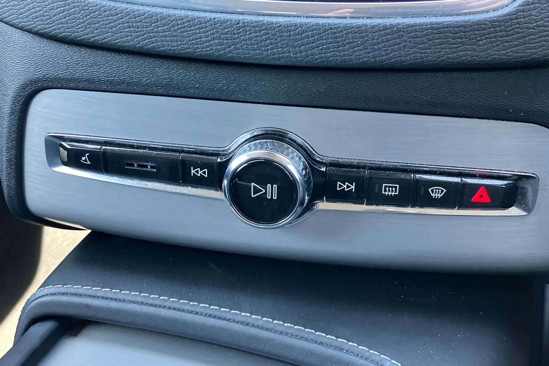 2020 VOLVO XC90 2020 VOLVO XC90