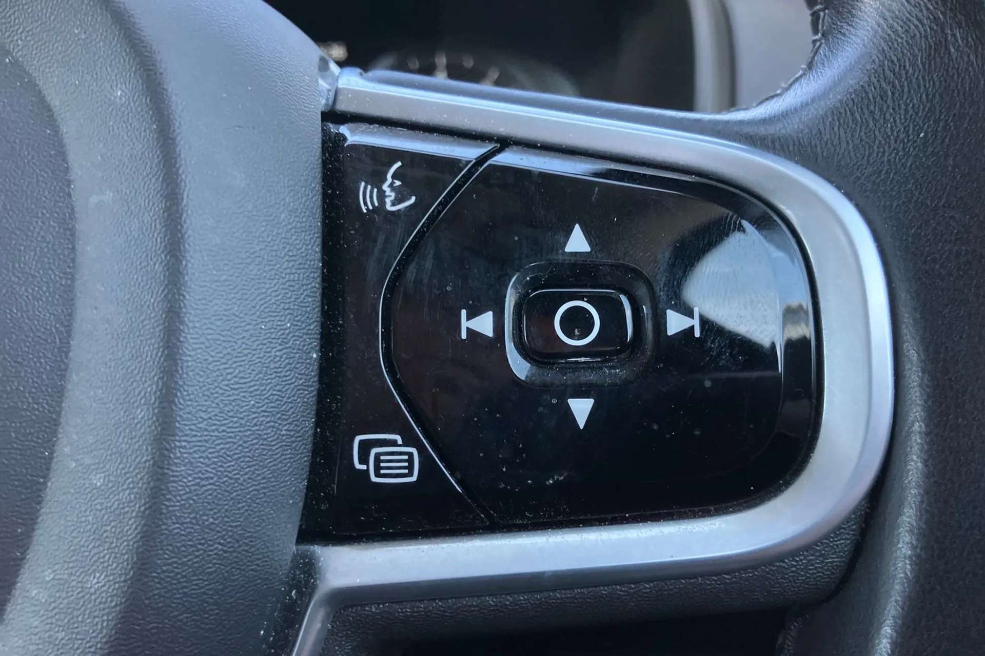 2020 VOLVO XC90 2020 VOLVO XC90