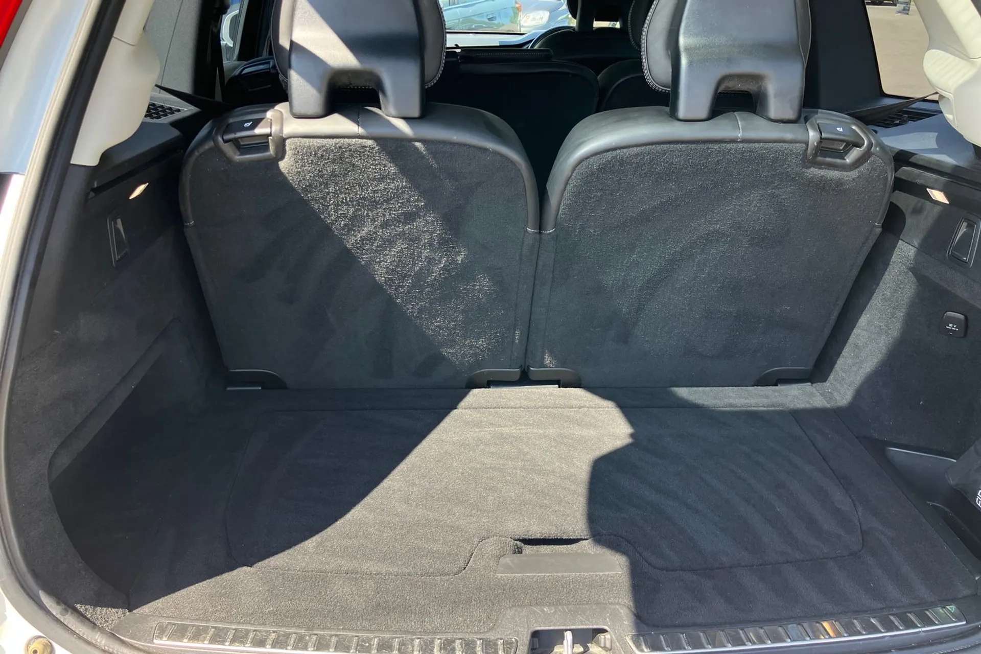 2020 VOLVO XC90 2020 VOLVO XC90