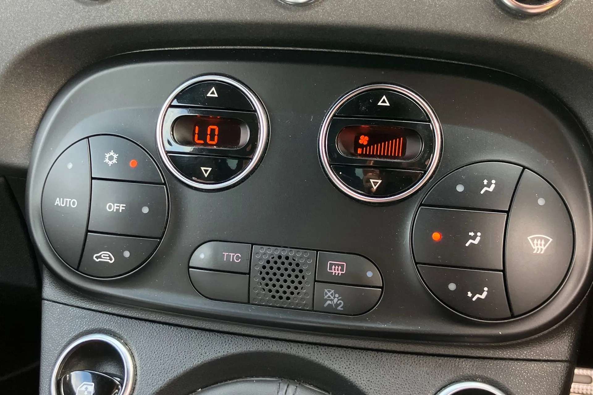 2019 ABARTH 595 2019 ABARTH 595