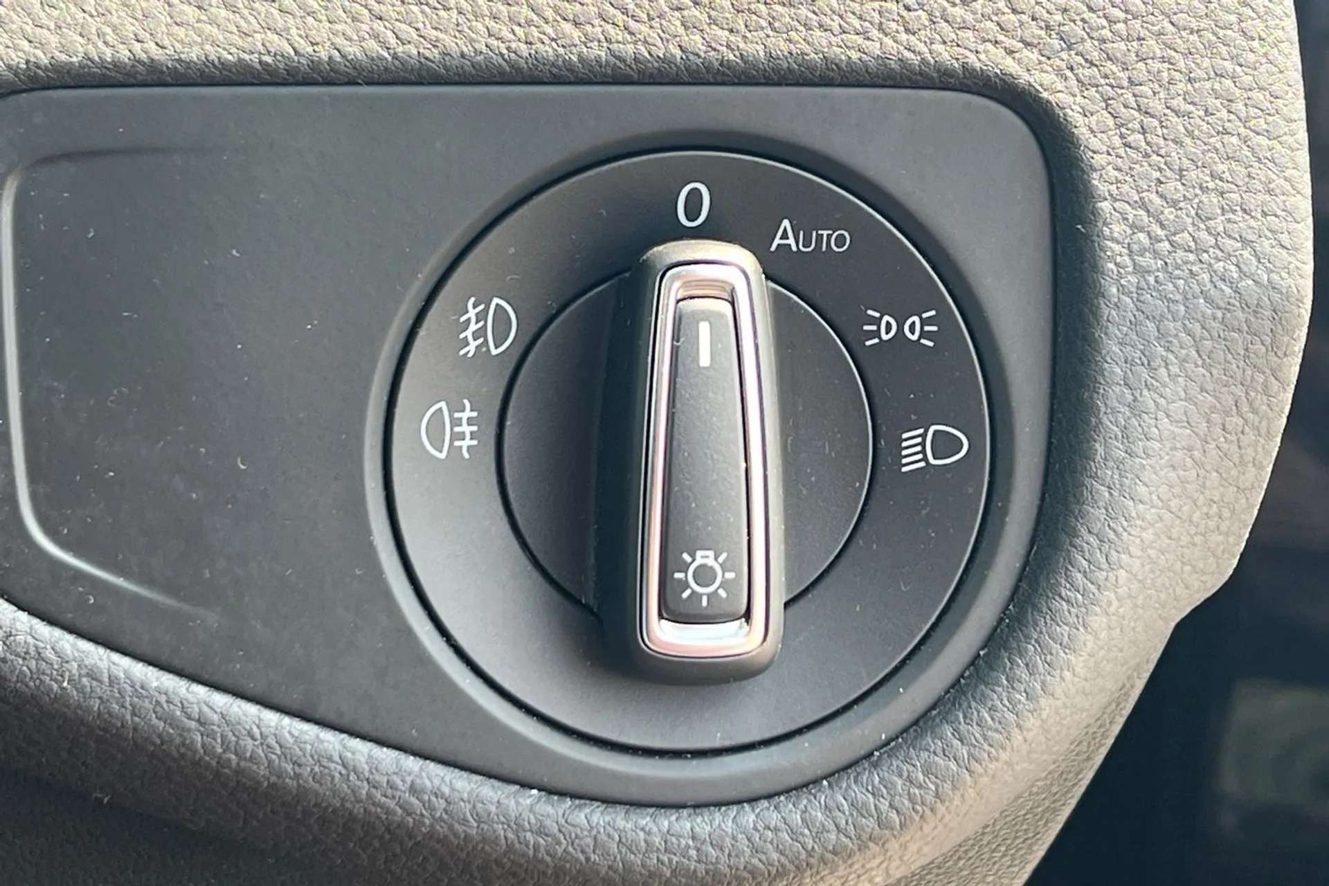 2020 VOLKSWAGEN GOLF 2020 VOLKSWAGEN GOLF