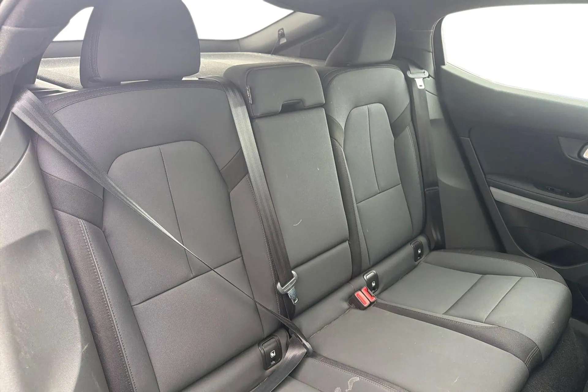 2020 POLESTAR 2 2020 POLESTAR 2