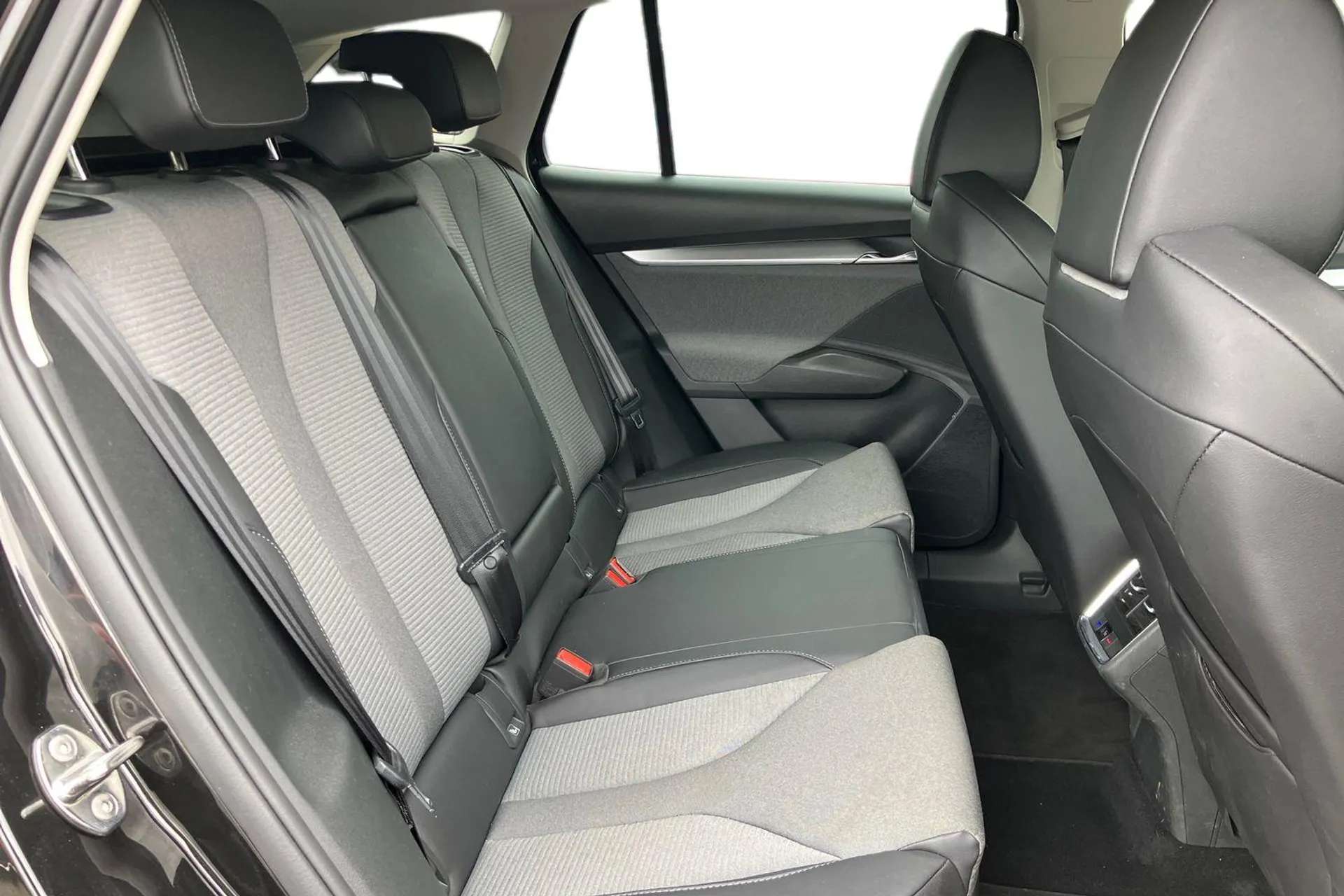 2022 SKODA ENYAQ 2022 SKODA ENYAQ