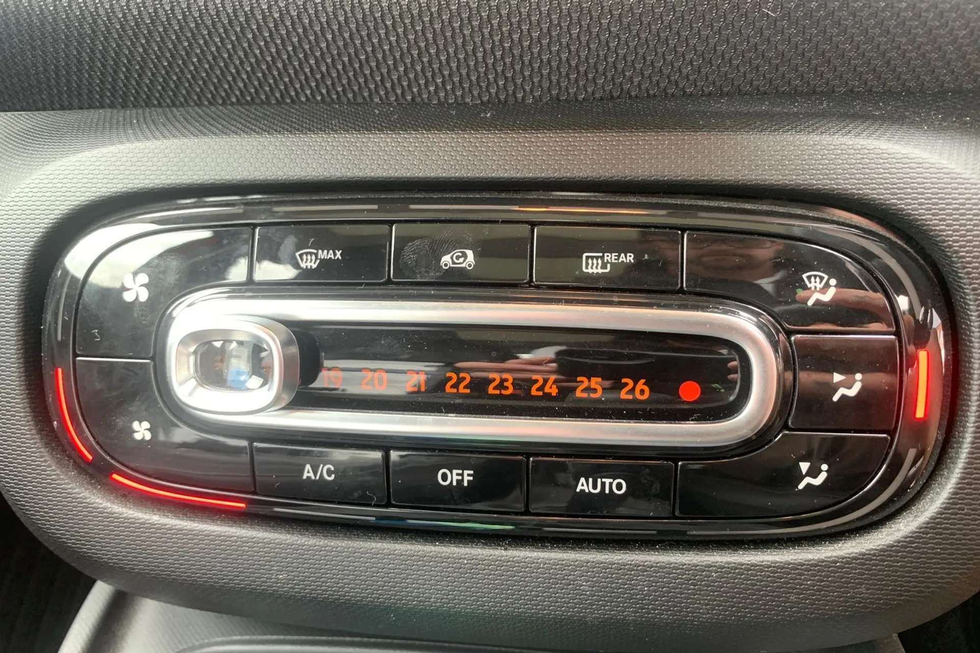 2018 SMART FORFOUR 2018 SMART FORFOUR