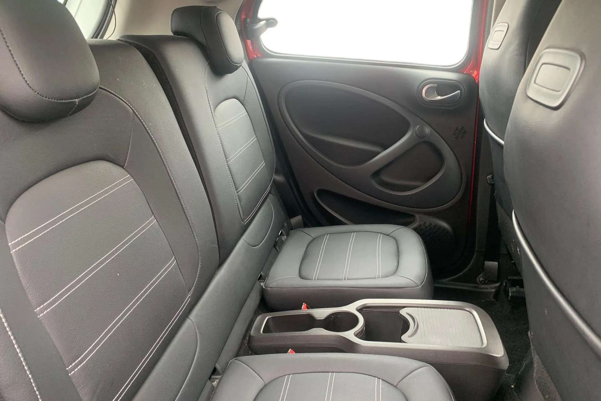 2018 SMART FORFOUR 2018 SMART FORFOUR