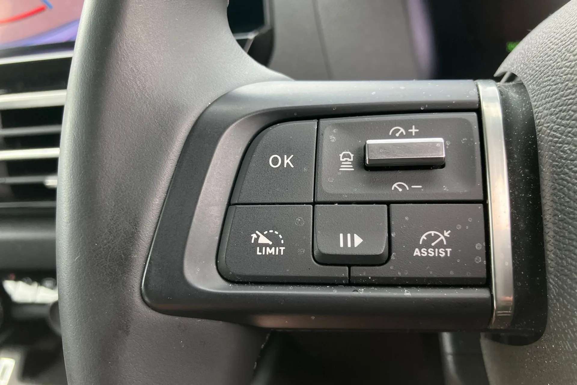 2024 CITROEN C4 2024 CITROEN C4