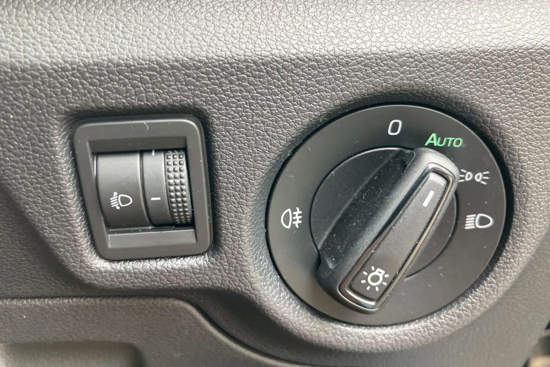 2020 SKODA KAMIQ 2020 SKODA KAMIQ