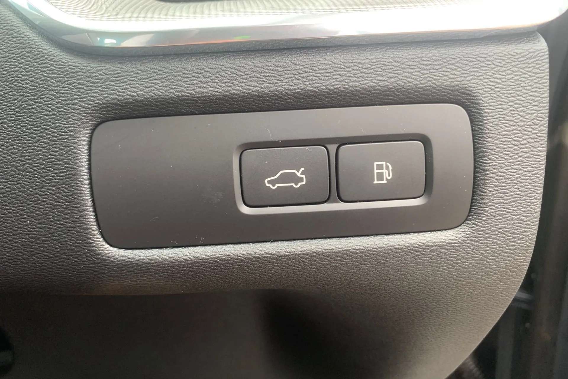 2023 VOLVO XC60 2023 VOLVO XC60