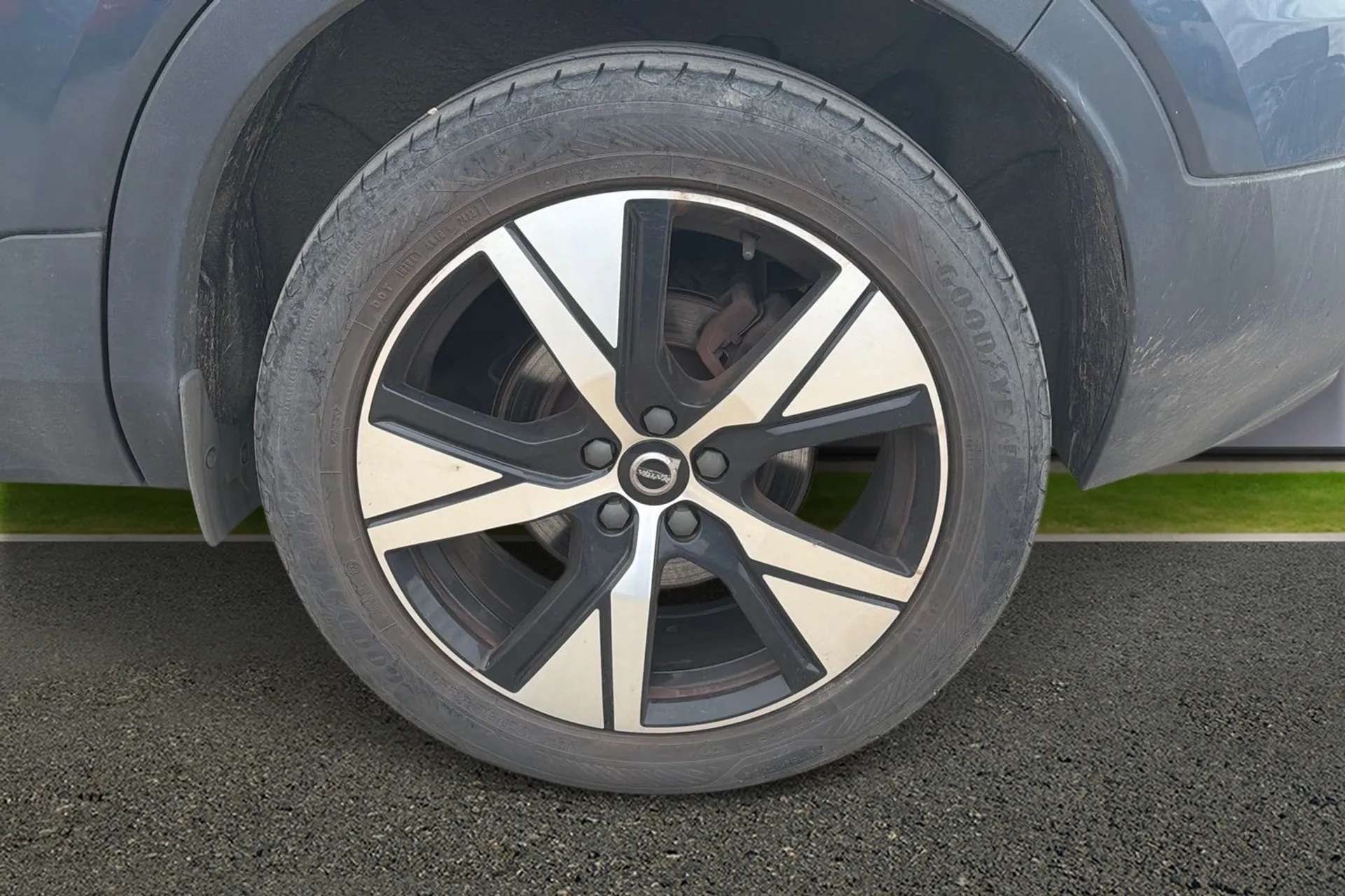 2021 VOLVO XC40 2021 VOLVO XC40