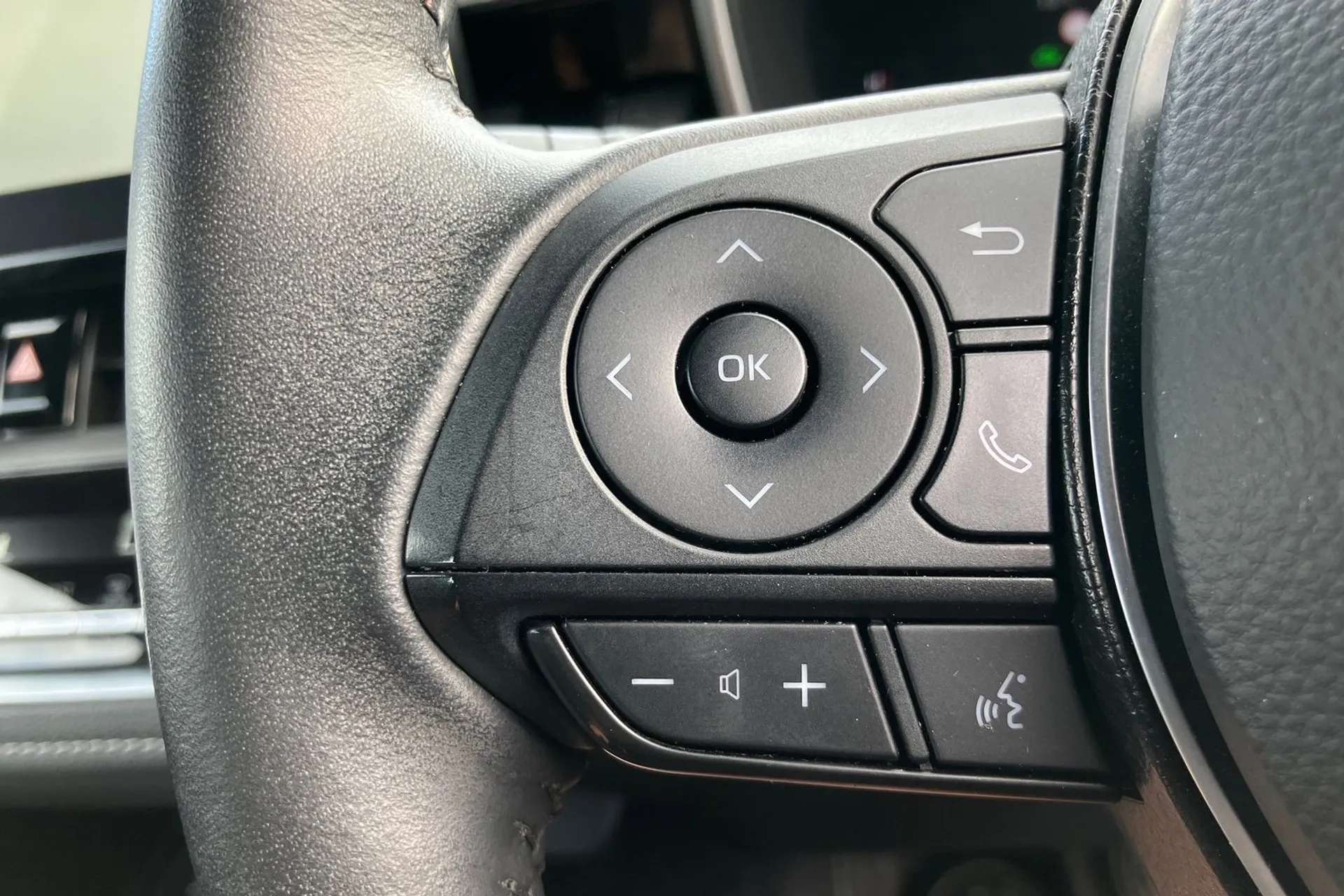2024 SUZUKI SWACE 2024 SUZUKI SWACE