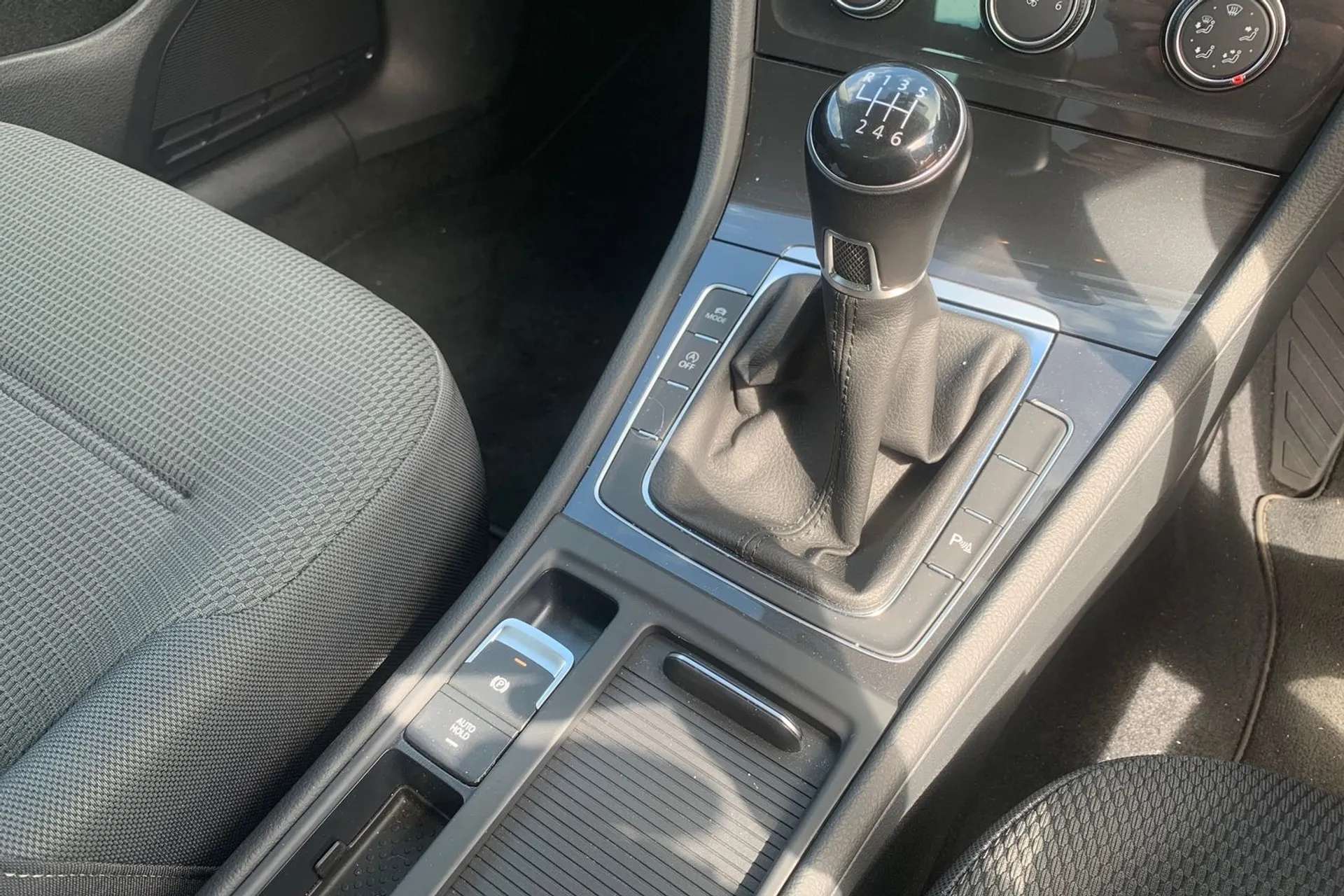 2019 VOLKSWAGEN GOLF 2019 VOLKSWAGEN GOLF