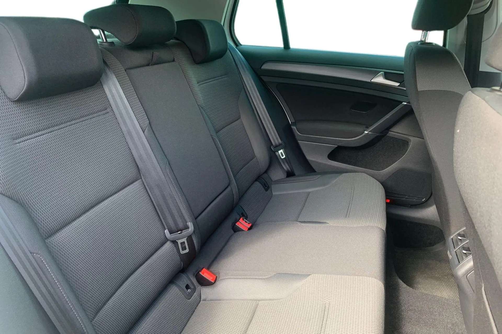 2019 VOLKSWAGEN GOLF 2019 VOLKSWAGEN GOLF