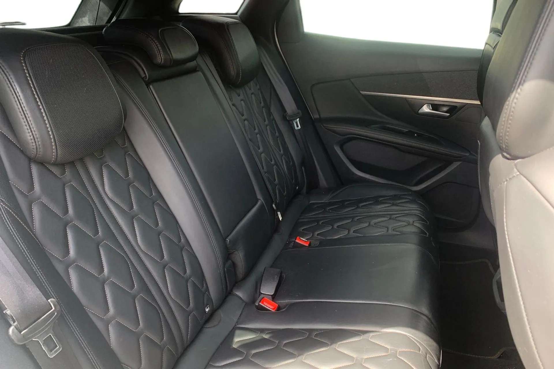 2018 PEUGEOT 3008 2018 PEUGEOT 3008