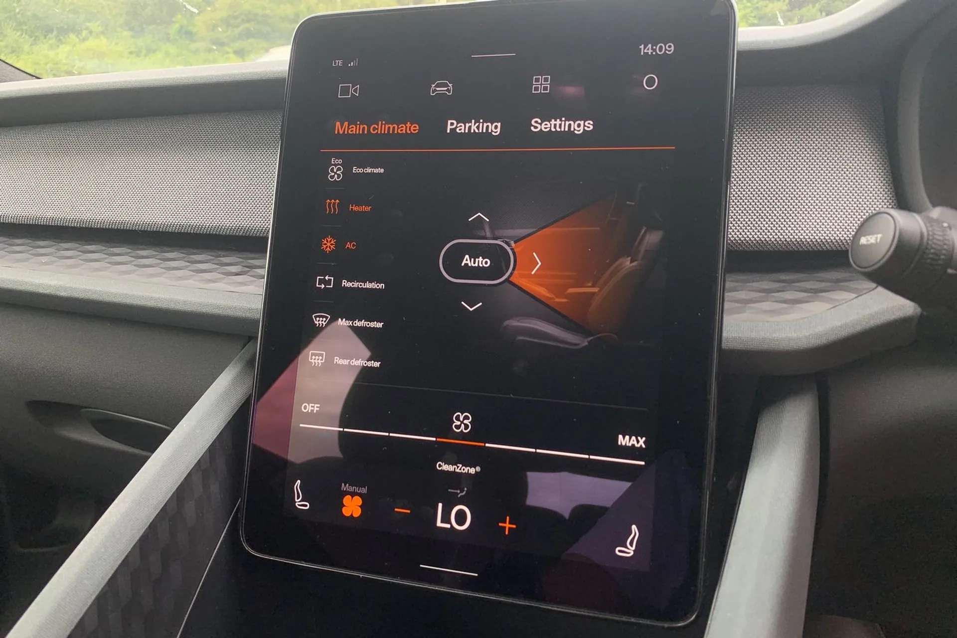 2022 POLESTAR 2 2022 POLESTAR 2
