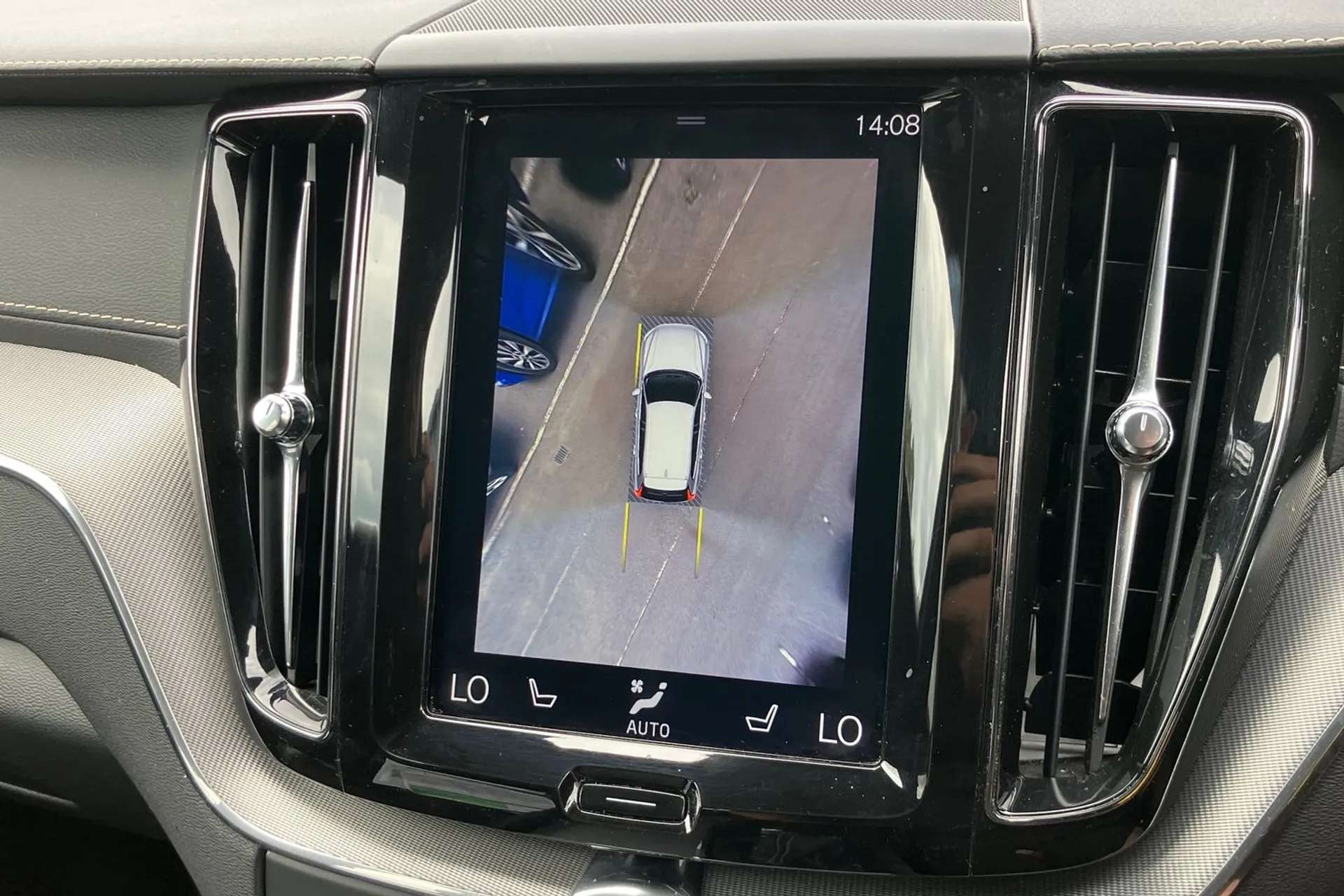 2019 VOLVO XC60 2019 VOLVO XC60