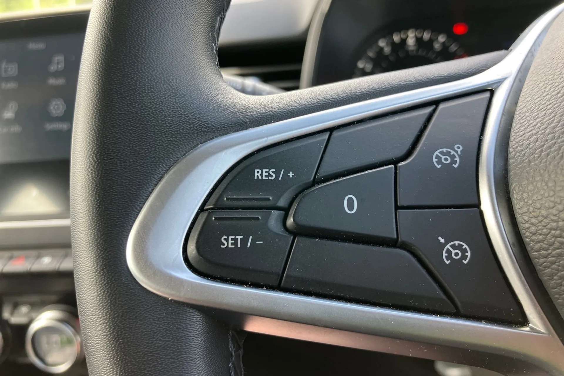 2022 RENAULT CLIO 2022 RENAULT CLIO