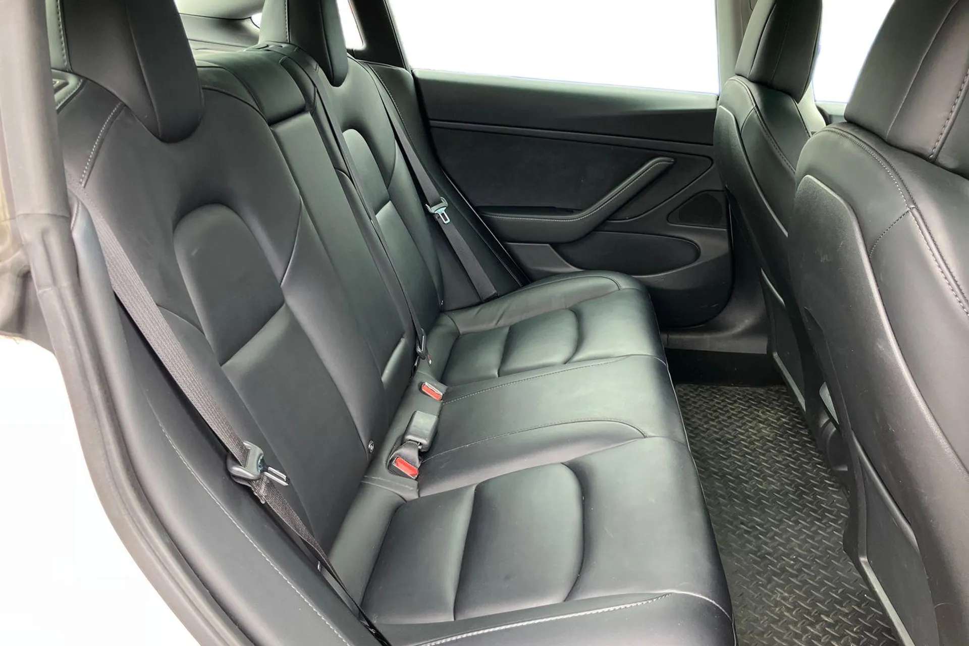 2020 TESLA MODEL 3 2020 TESLA MODEL 3