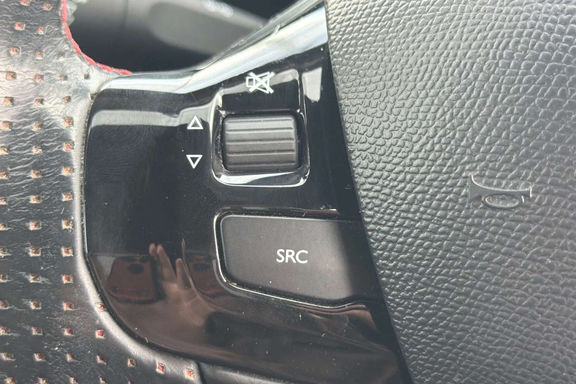 2017 PEUGEOT 308 2017 PEUGEOT 308