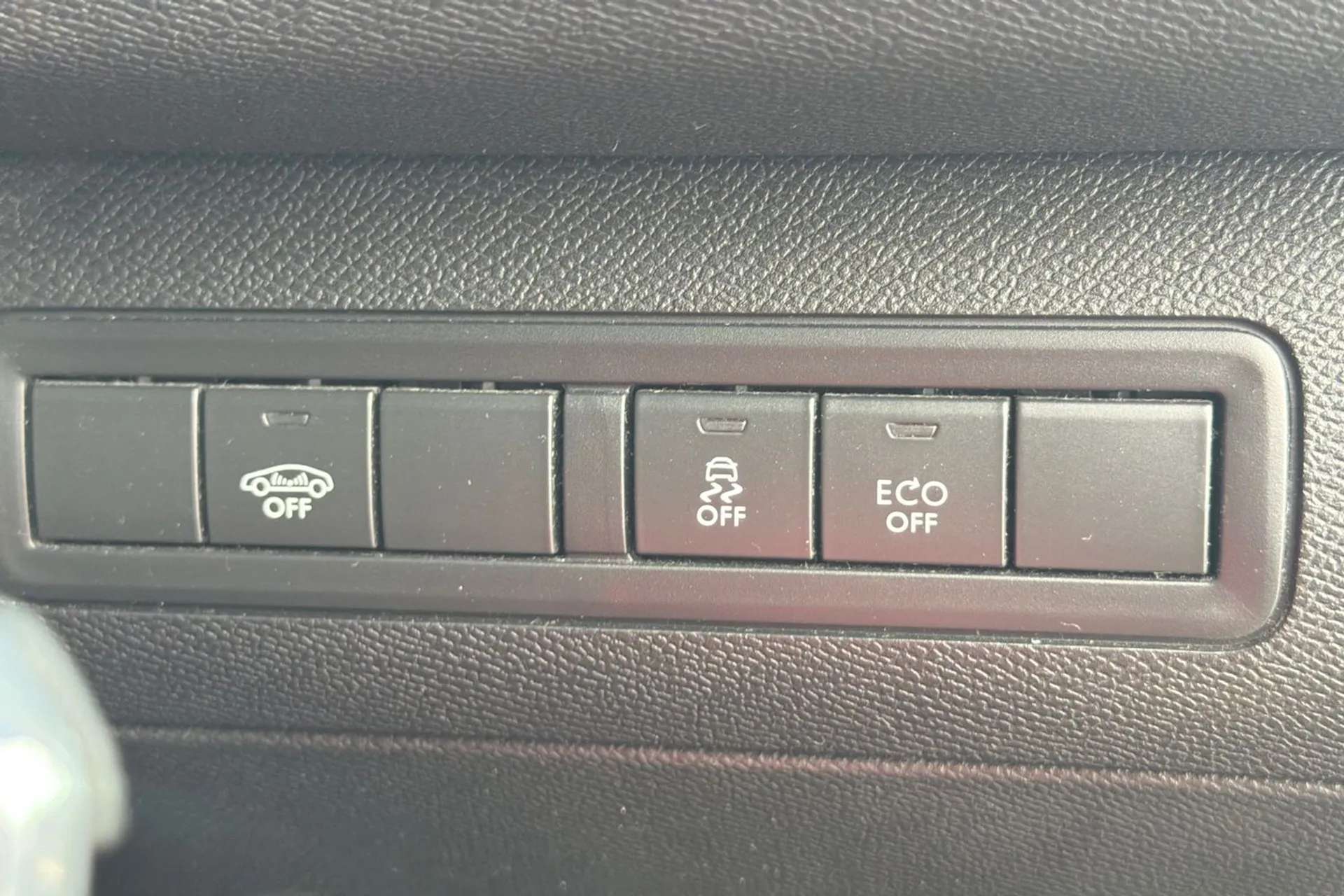 2017 PEUGEOT 308 2017 PEUGEOT 308