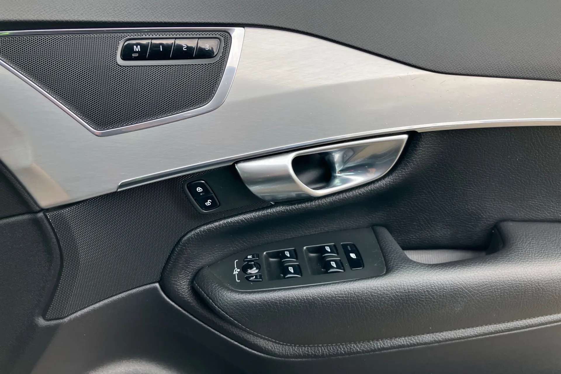 2016 VOLVO XC90 2016 VOLVO XC90