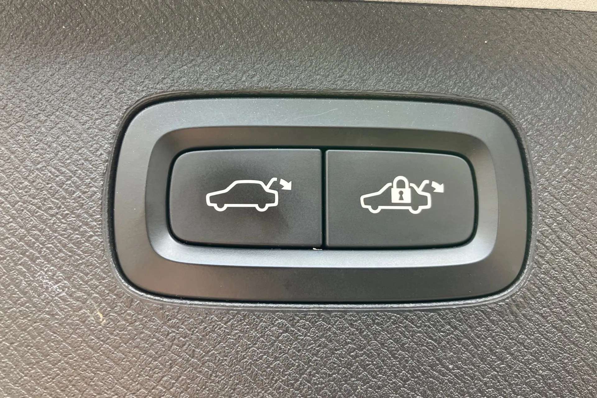 2016 VOLVO XC90 2016 VOLVO XC90