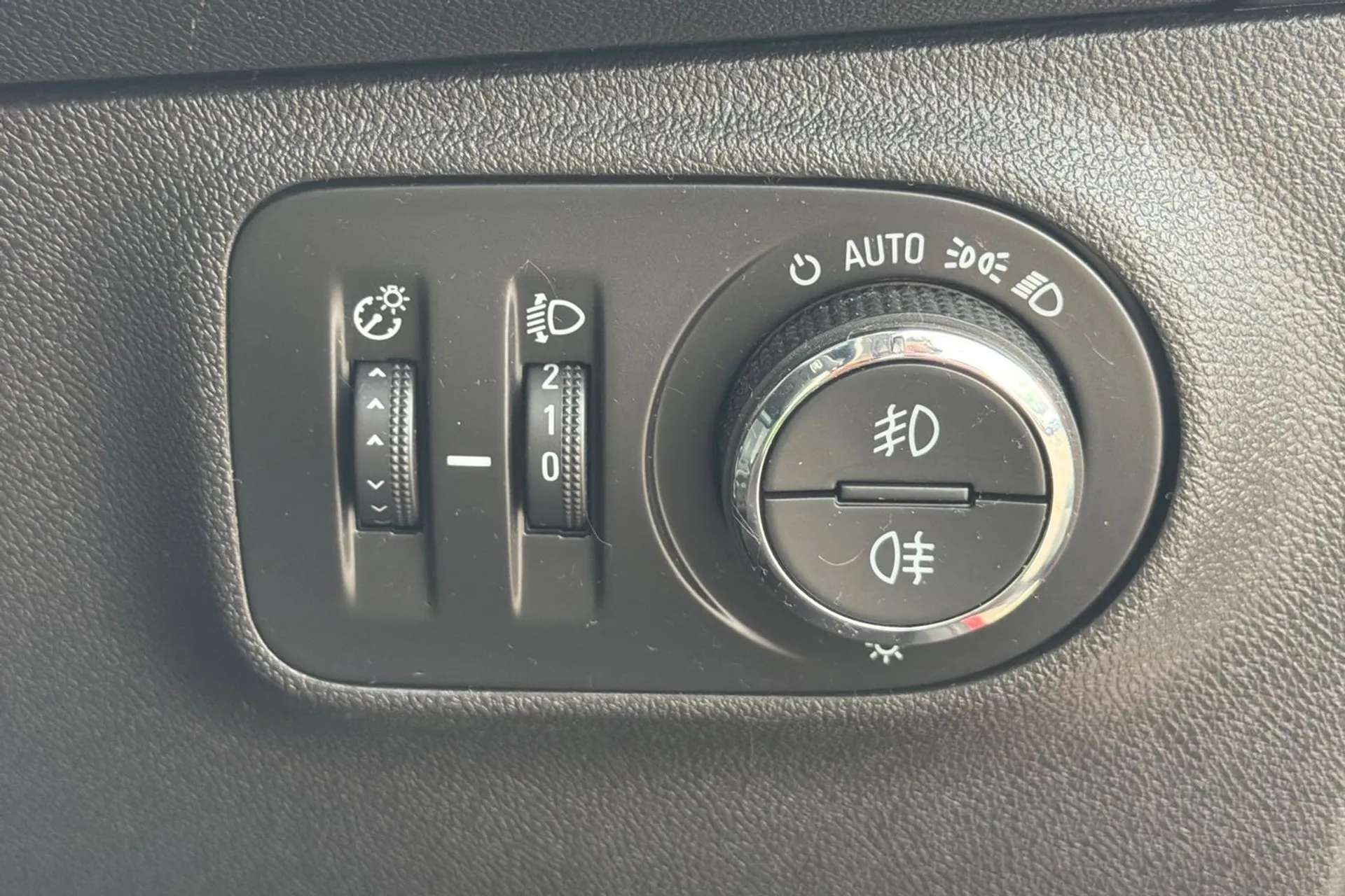 2018 VAUXHALL CORSA 2018 VAUXHALL CORSA