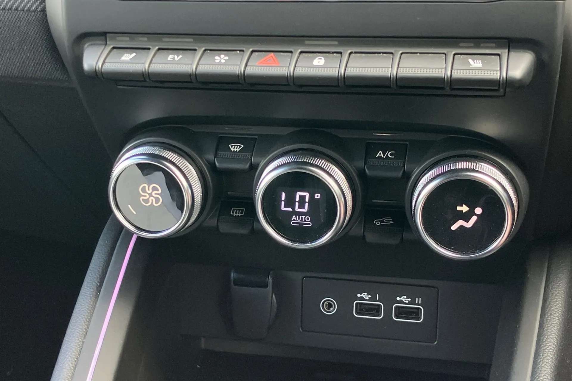 2024 RENAULT CLIO 2024 RENAULT CLIO