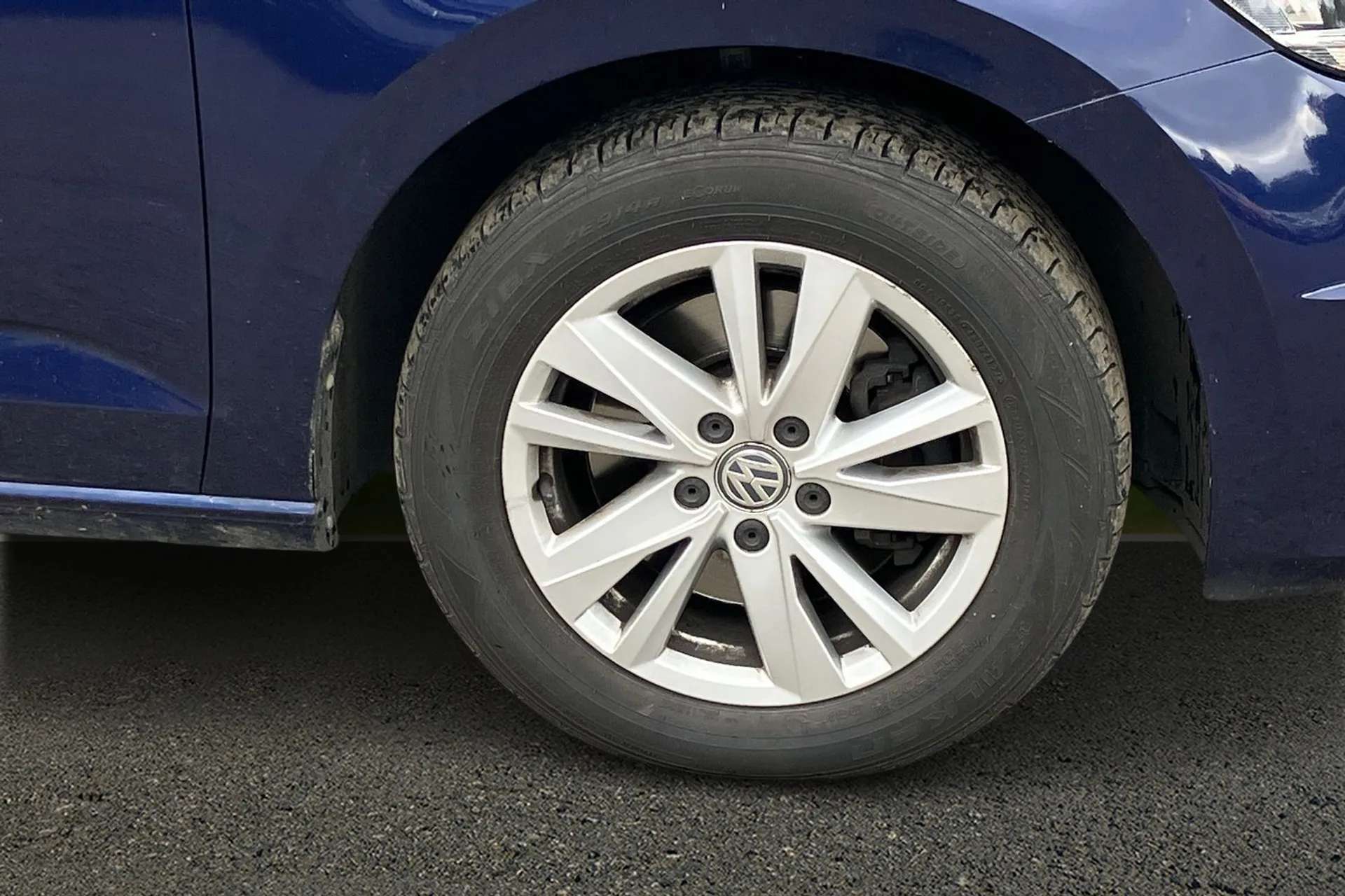2020 VOLKSWAGEN TOURAN 2020 VOLKSWAGEN TOURAN