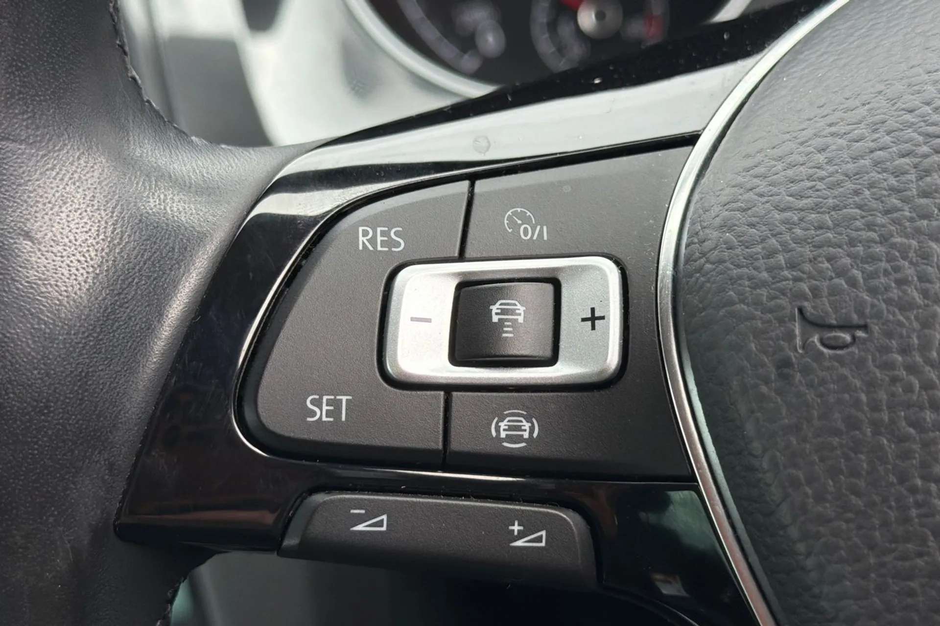 2020 VOLKSWAGEN GOLF 2020 VOLKSWAGEN GOLF