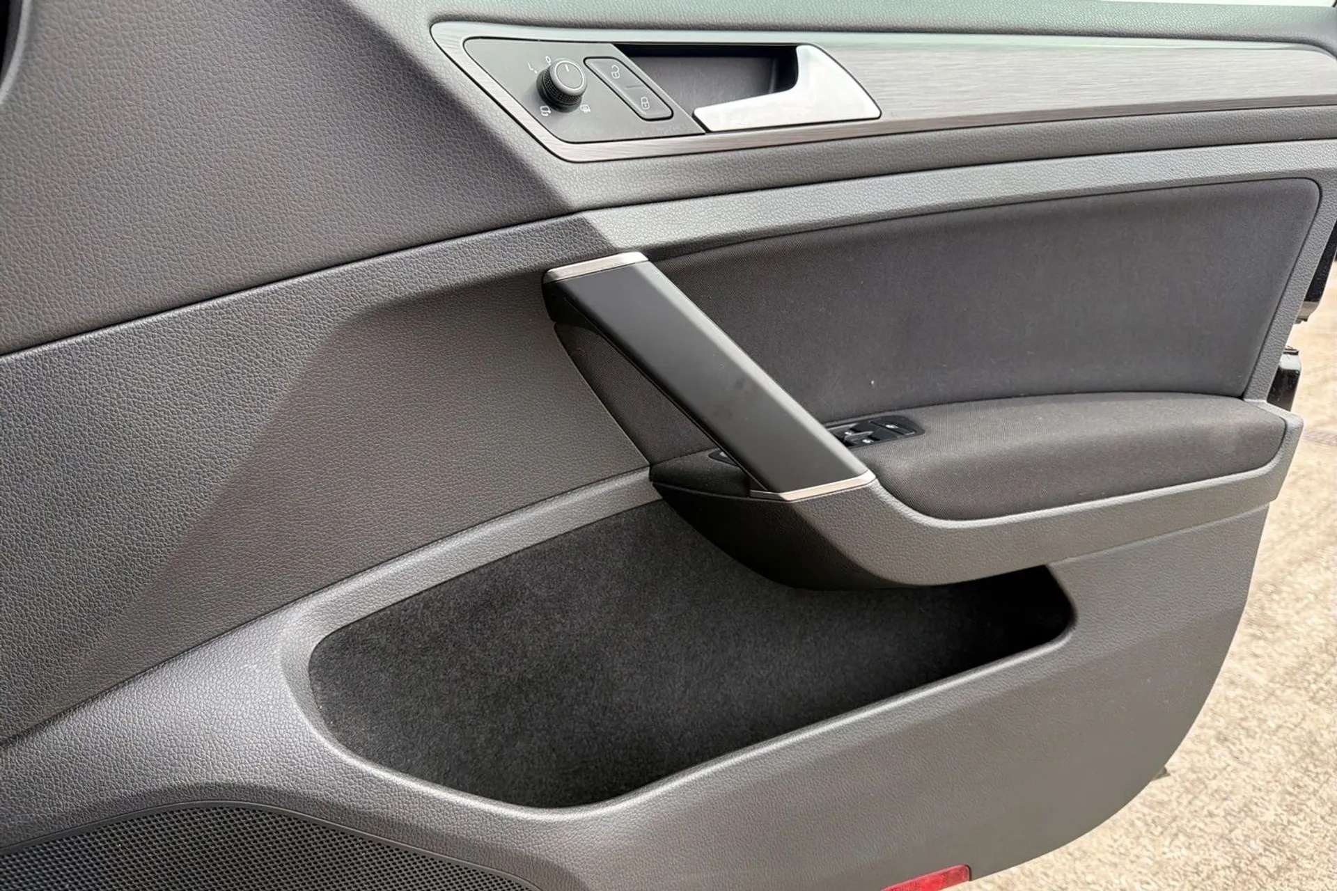 2020 VOLKSWAGEN GOLF 2020 VOLKSWAGEN GOLF