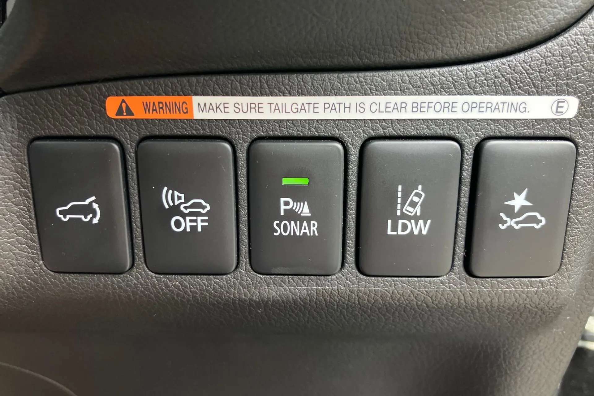 2018 MITSUBISHI OUTLANDER 2018 MITSUBISHI OUTLANDER