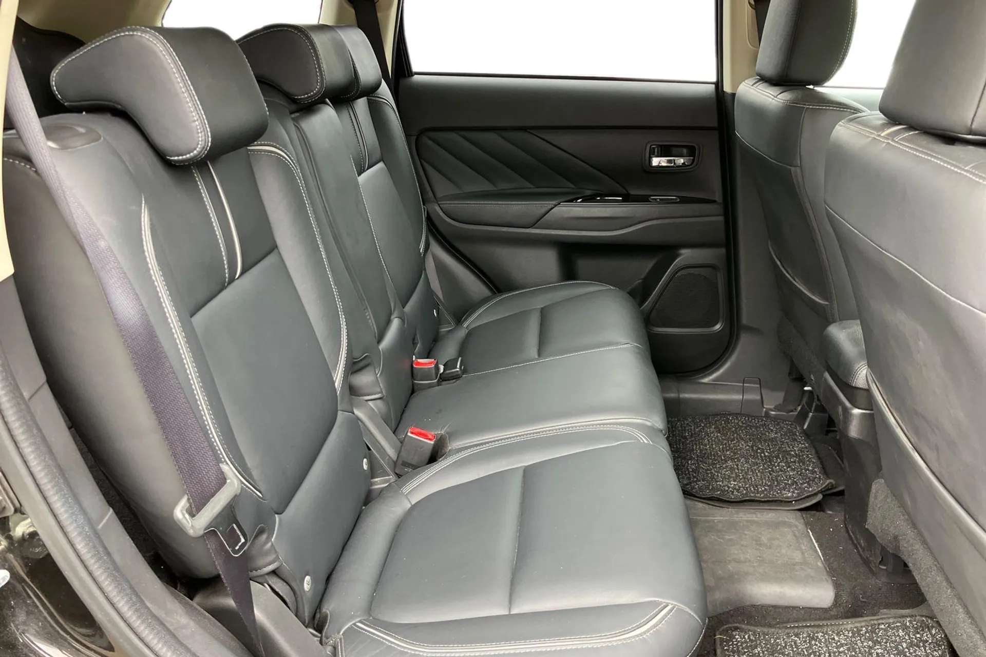 2018 MITSUBISHI OUTLANDER 2018 MITSUBISHI OUTLANDER