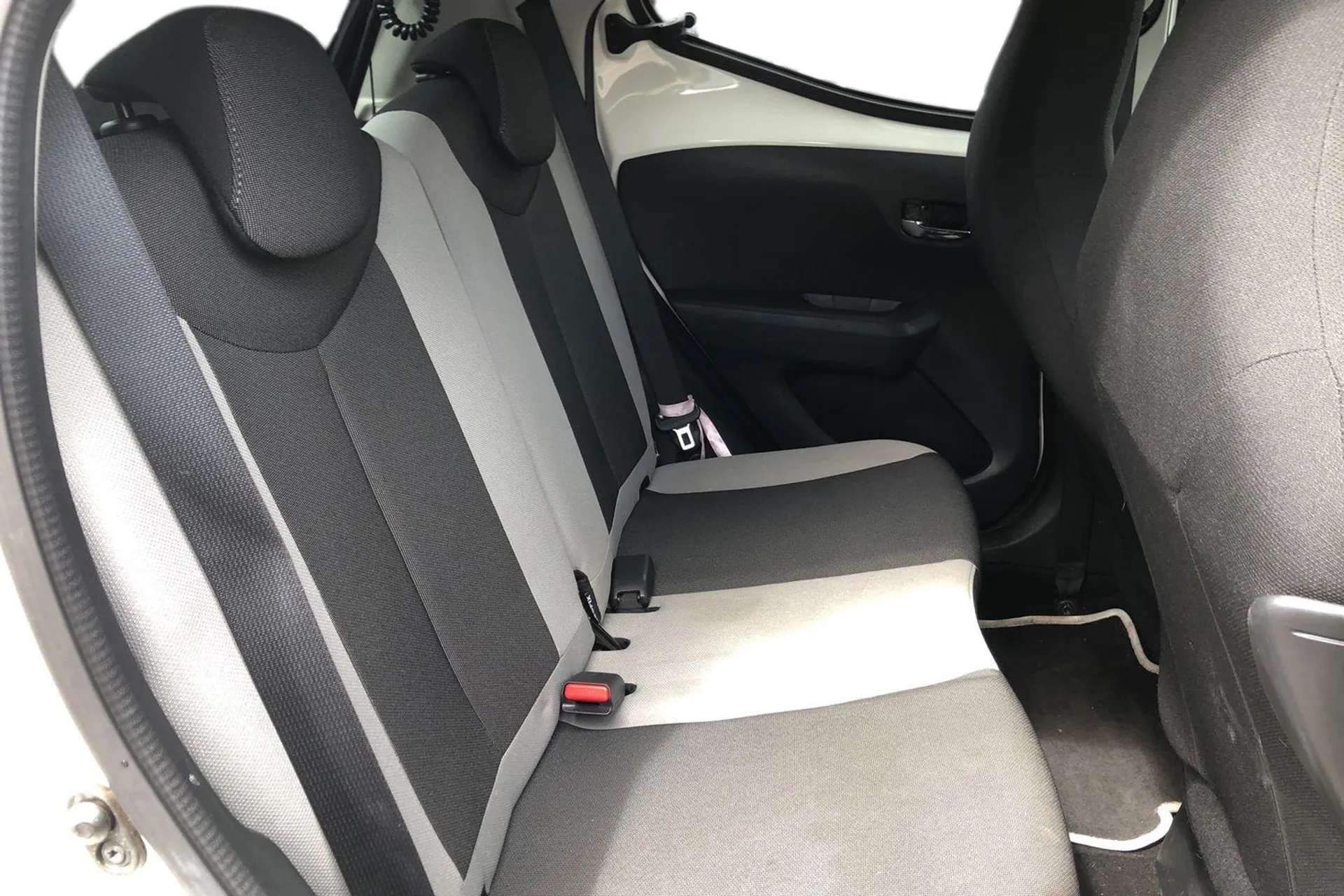 2016 TOYOTA AYGO 2016 TOYOTA AYGO