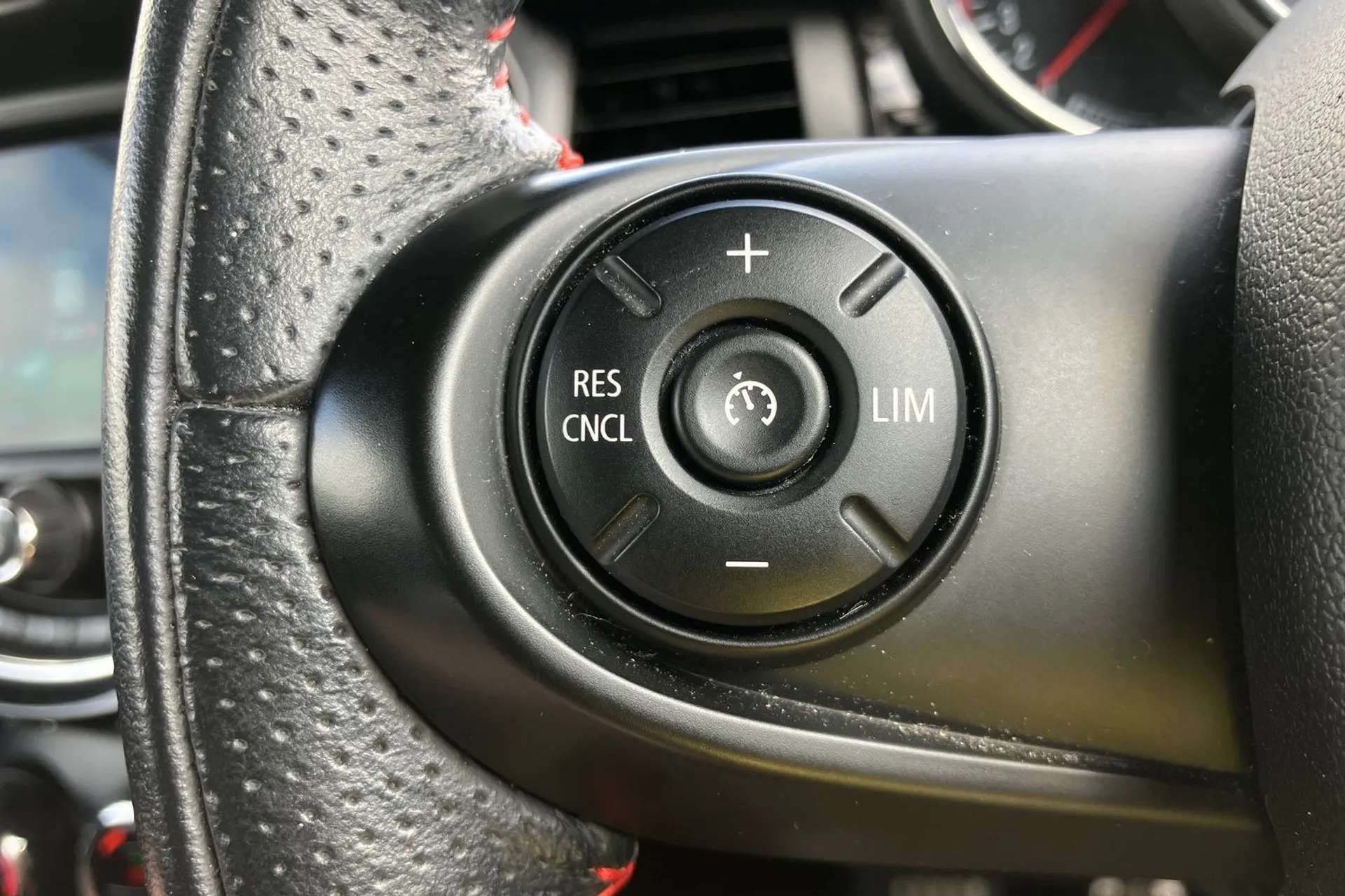 2018 MINI HATCH 2018 MINI HATCH