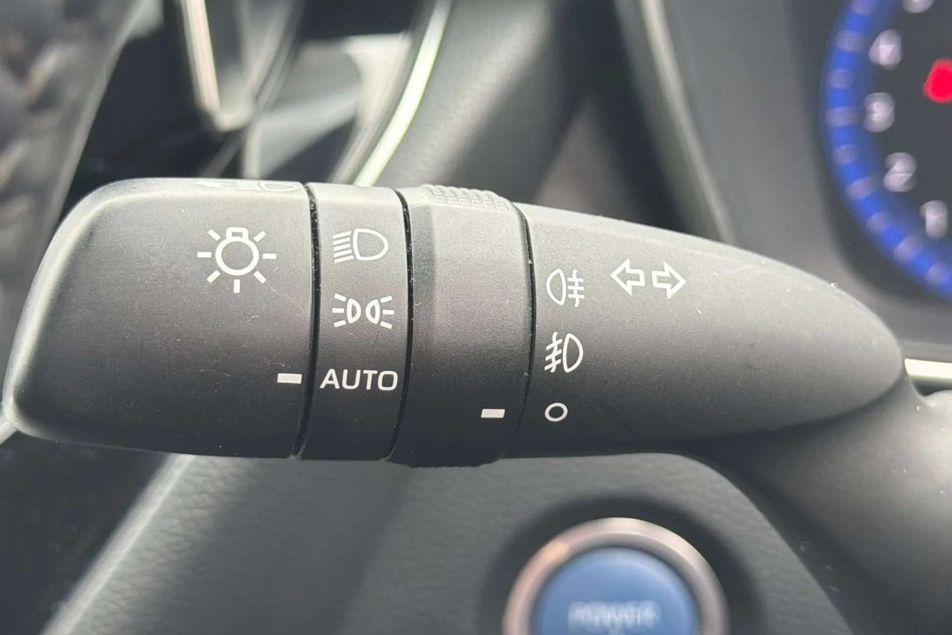 2021 TOYOTA COROLLA 2021 TOYOTA COROLLA