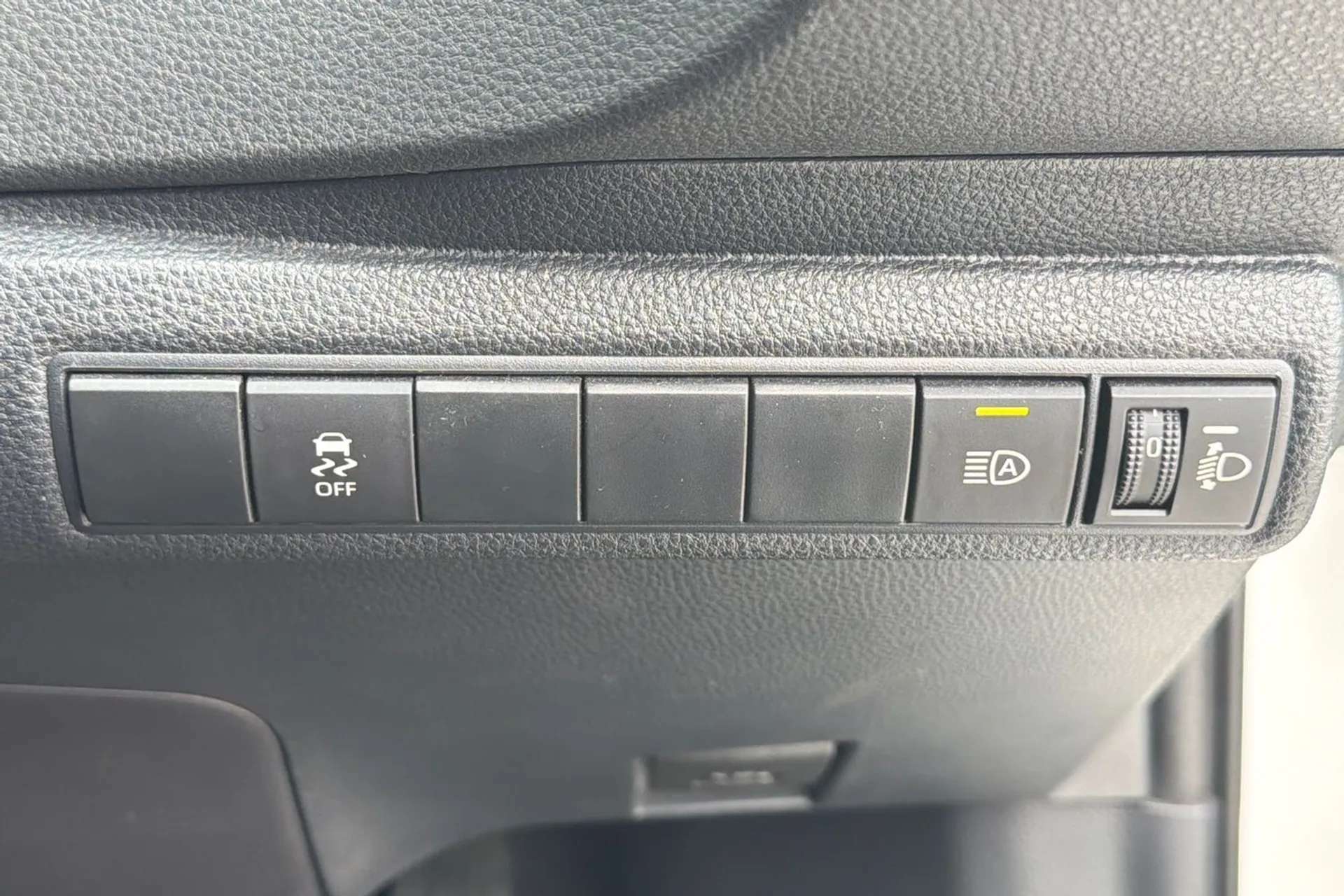 2021 TOYOTA COROLLA 2021 TOYOTA COROLLA