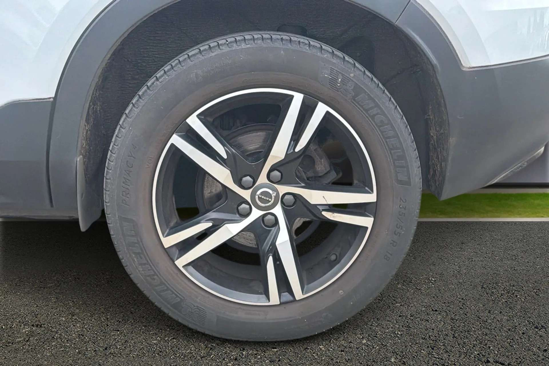 2021 VOLVO XC40 2021 VOLVO XC40