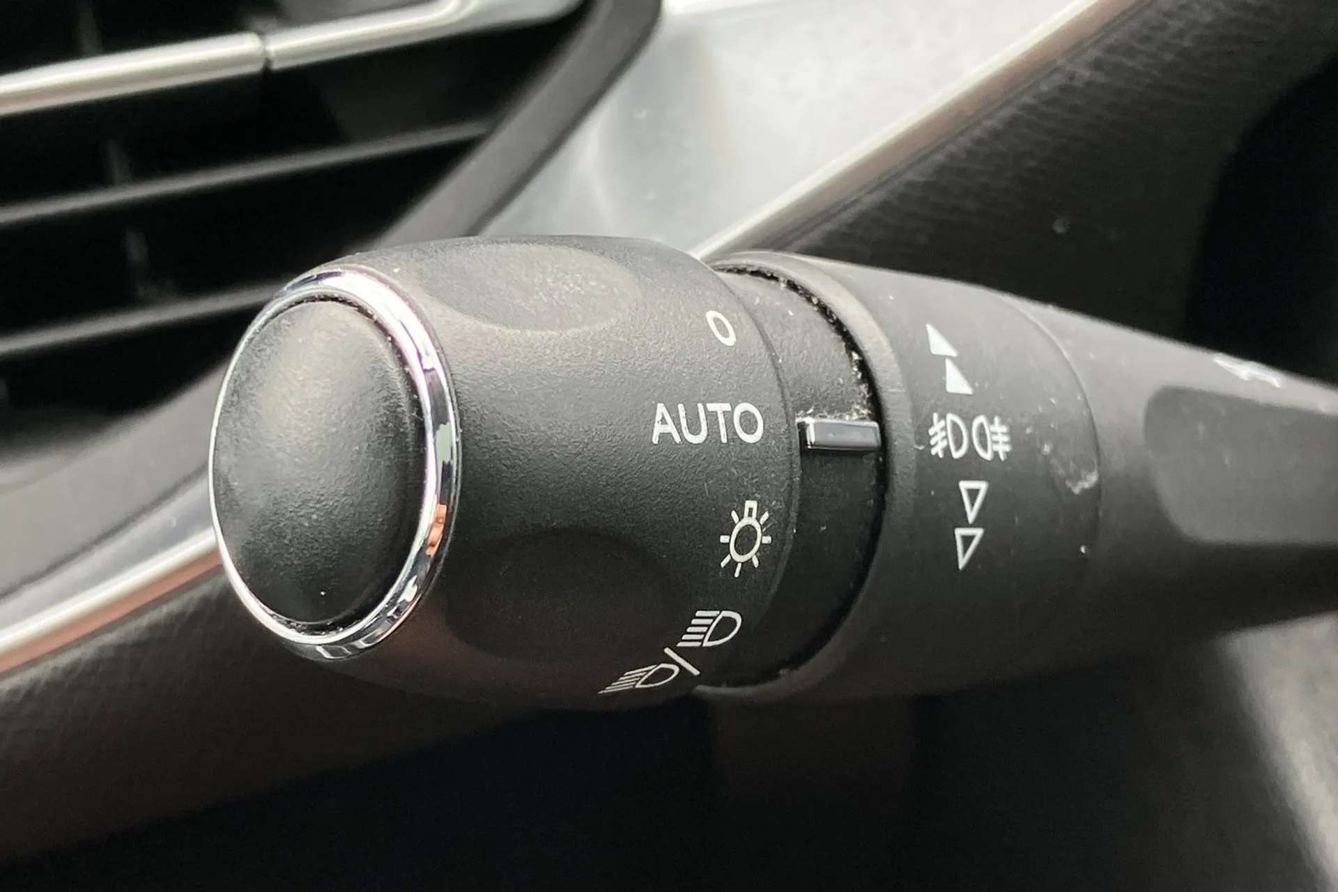 2018 PEUGEOT 308 2018 PEUGEOT 308