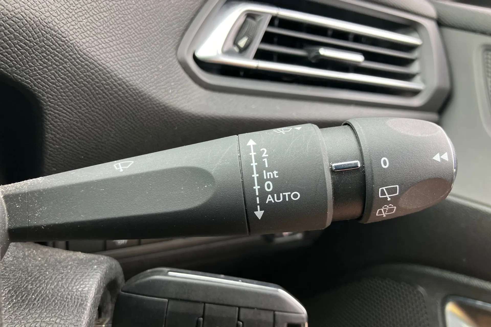 2018 PEUGEOT 308 2018 PEUGEOT 308