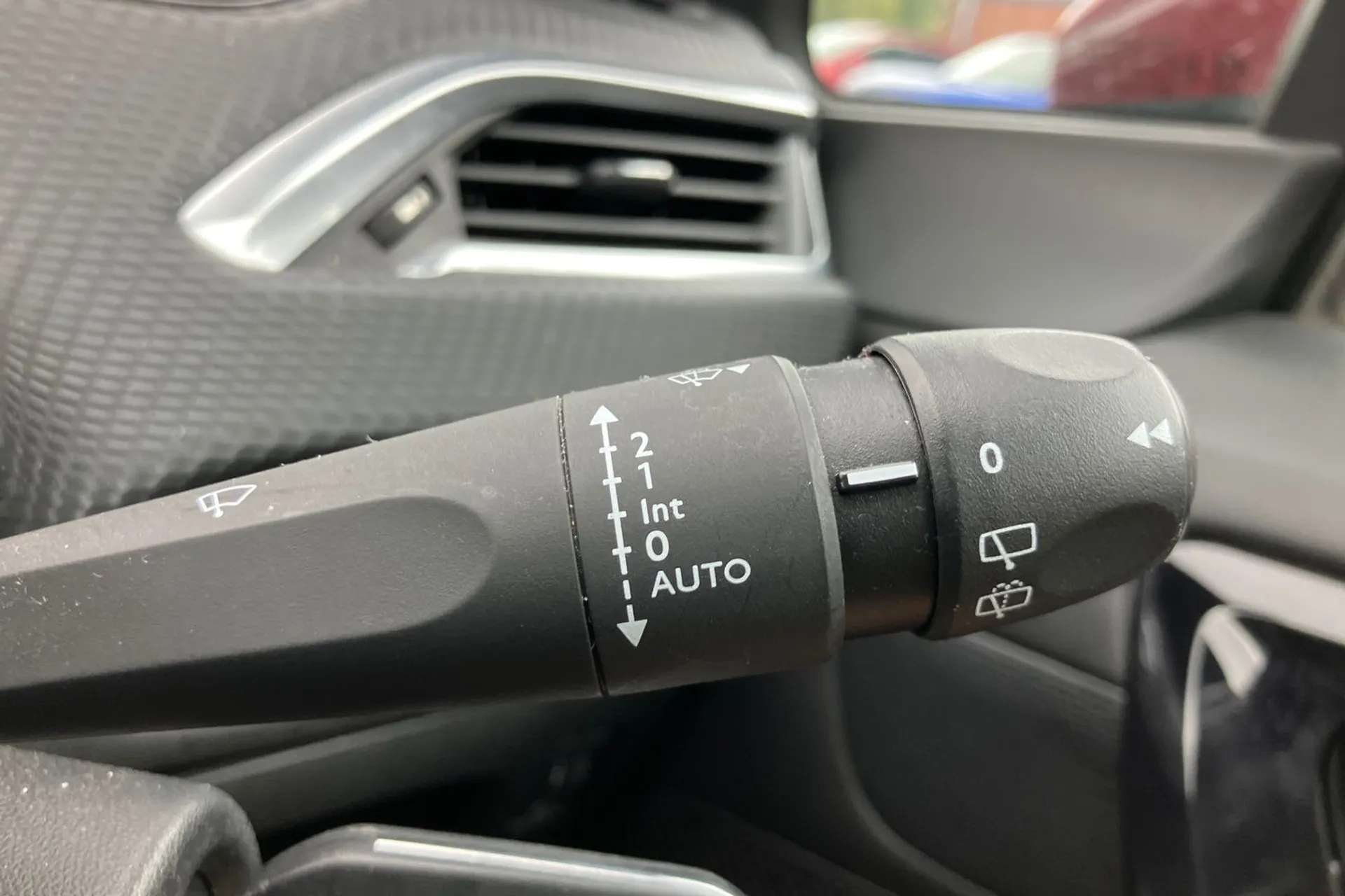 2019 PEUGEOT 208 2019 PEUGEOT 208