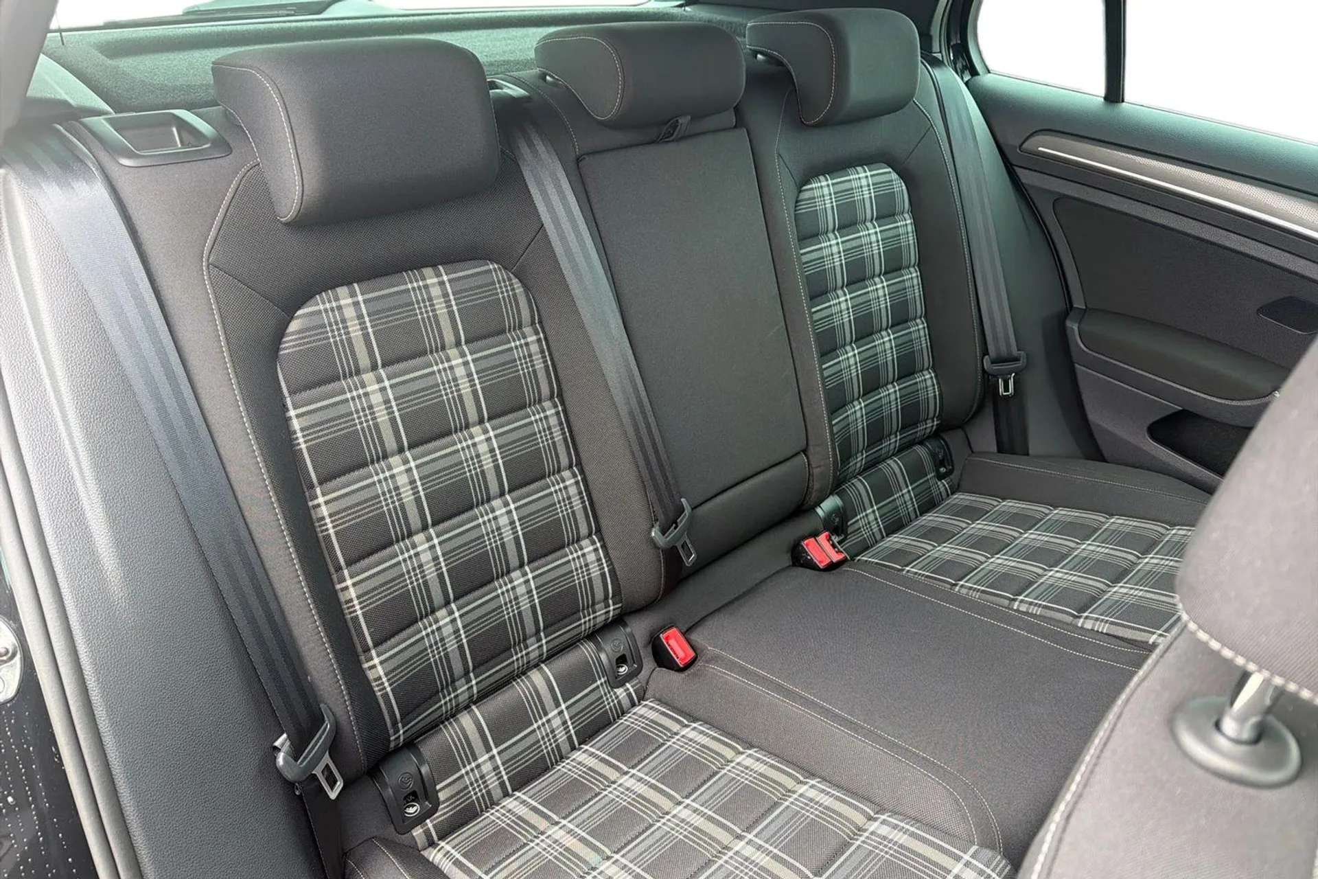2018 VOLKSWAGEN GOLF 2018 VOLKSWAGEN GOLF