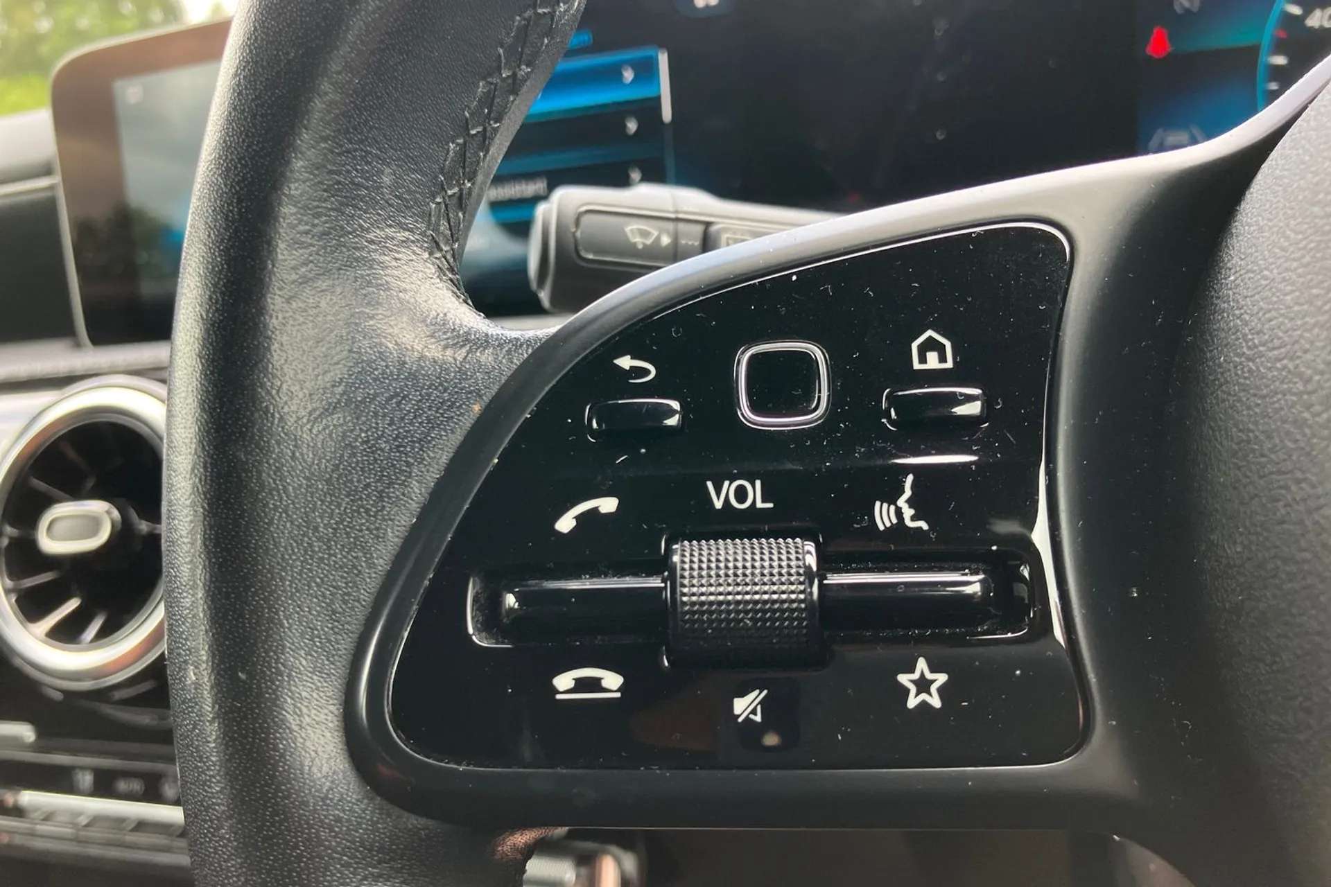 2019 MERCEDES-BENZ A CLASS 2019 MERCEDES-BENZ A CLASS