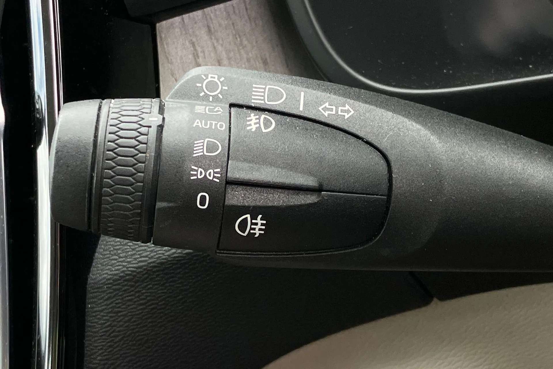 2021 VOLVO XC40 2021 VOLVO XC40